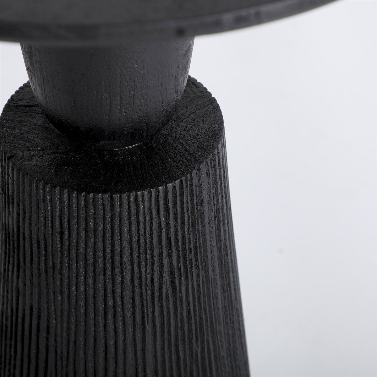 Table d'appoint sculpturale en manguier noir, RECOLLECTION