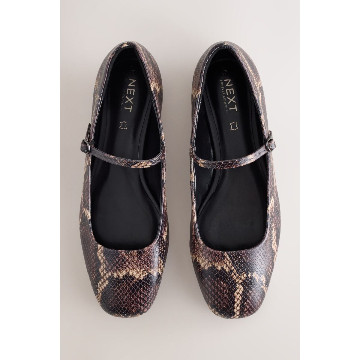 Babies à bout carré en cuir forever comfort® serpent brun chocolat, NEXT