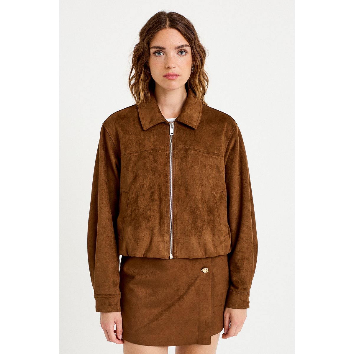 Jupe-short courte aspect daim marron, CACHE CACHE