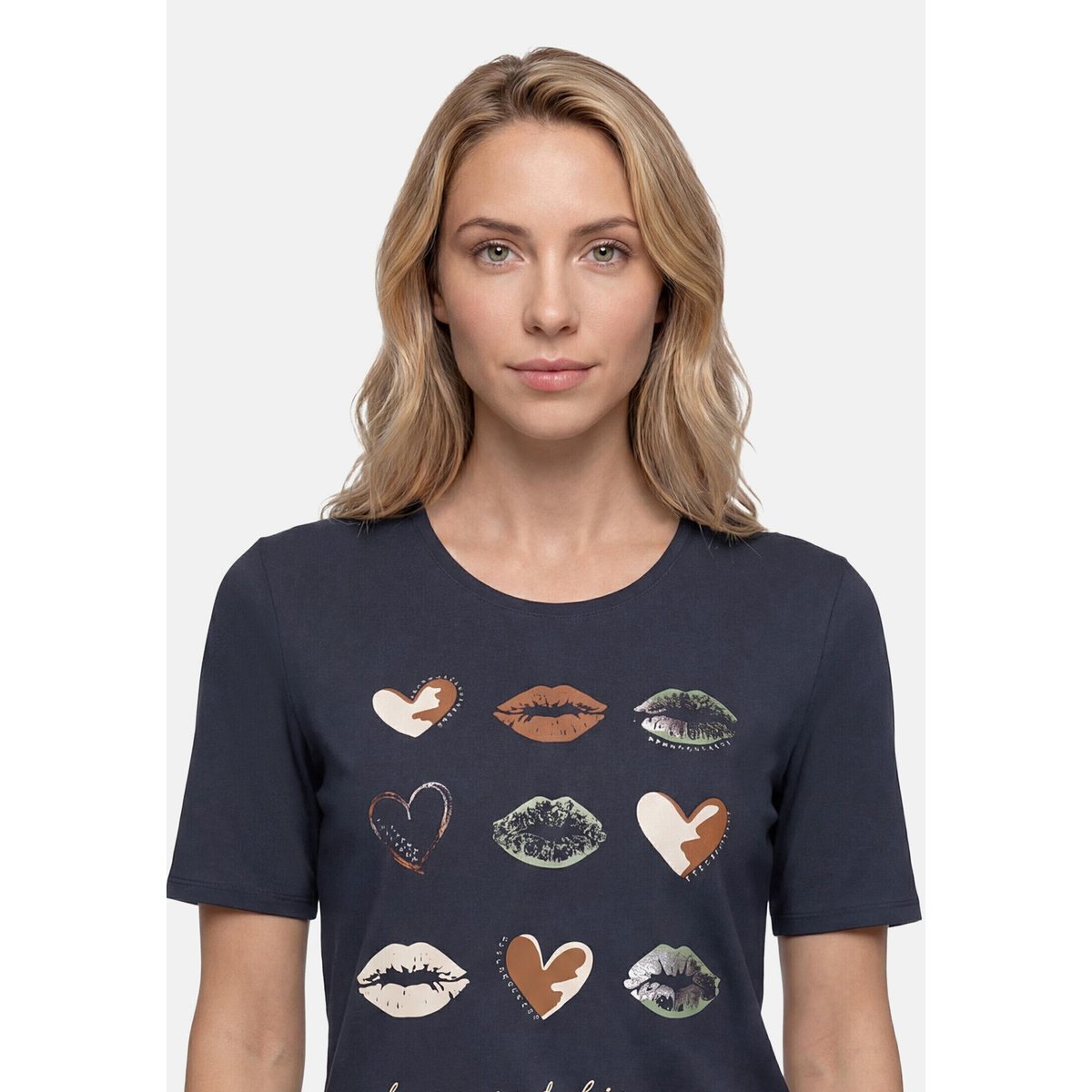 T-shirt basique à impression patch dark blue/brown, BETTY BARCLAY