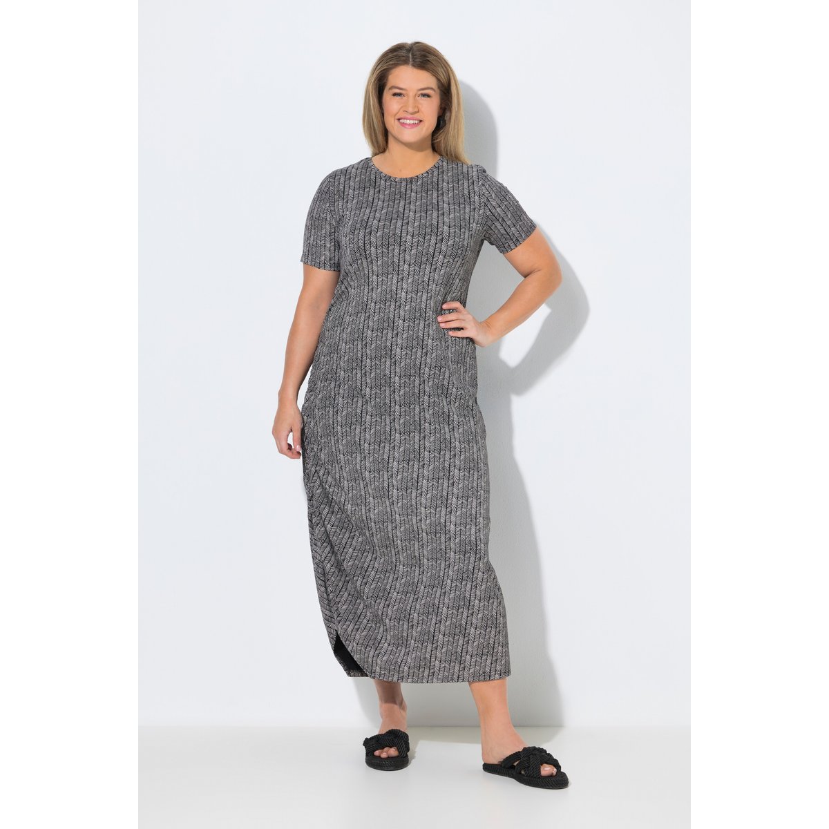 Robe longue, chevron, col rond noir, ULLA POPKEN