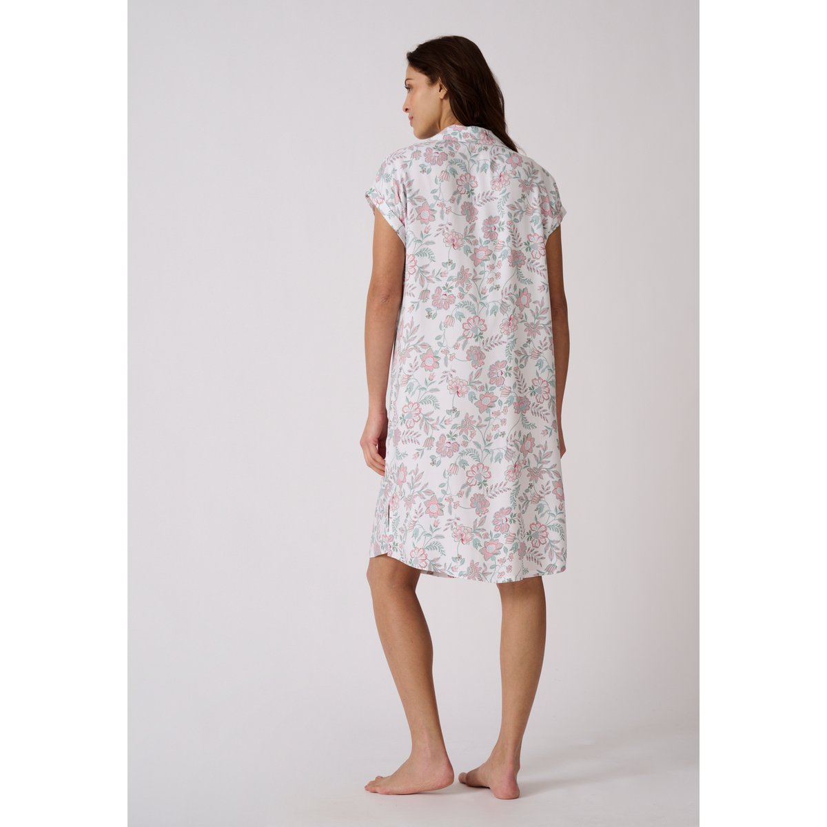 Chemise de nuit en pure viscose blanc bleu fleuri, DAMART