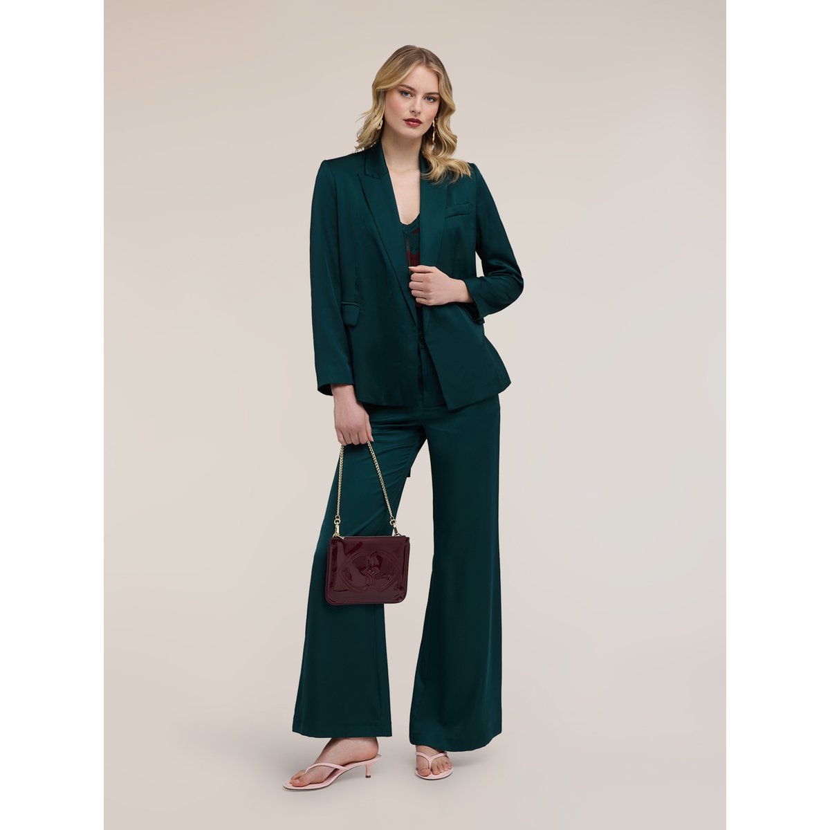 Veste avec ceinture vert, MOTIVI