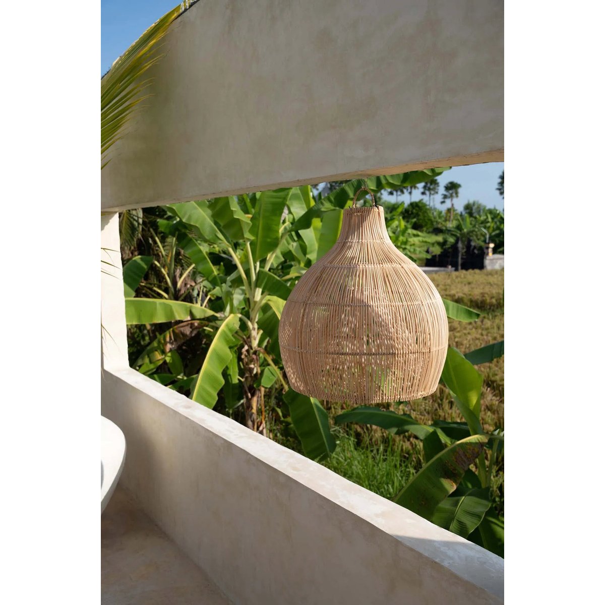 Suspension en rotin LOBSTER TRAP beige, BAZAR BIZAR