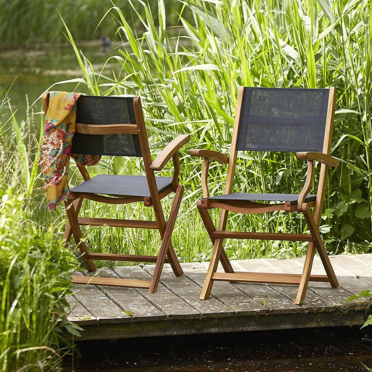 Lot de 2 fauteuils de jardin en acacia et textilène pliant  HANOÏ noir, BERAH GETAH