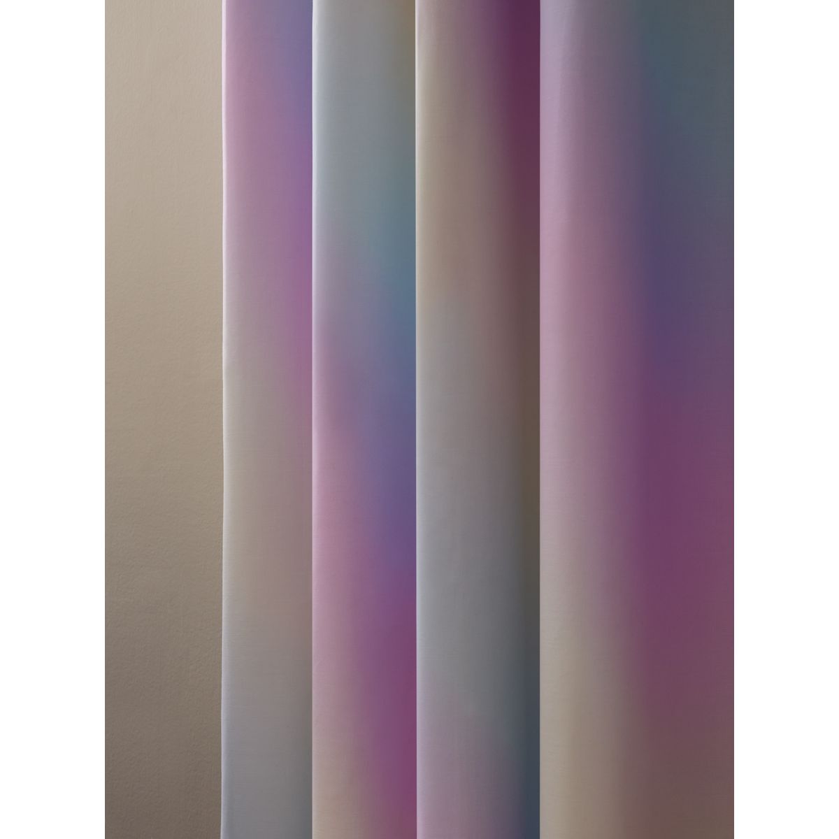 Rideaux à œillets opaques motif arc-en-ciel multi-couleurs, NEXT