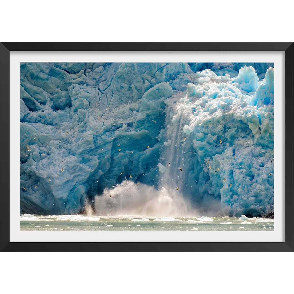 Affiche paysage Fonte glacière affiche + cadre en bois - noir, HEXOA