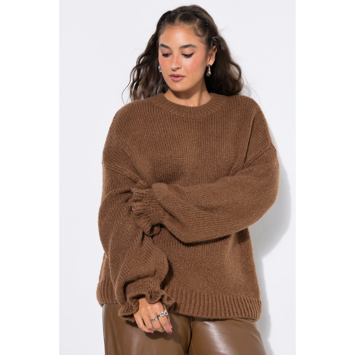 Pull oversize. Grosse maille et marron cacao, STUDIO UNTOLD