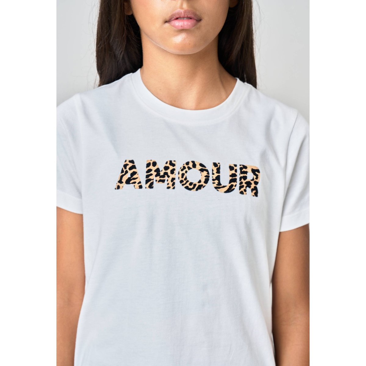 T-shirt regular fille en 100% coton inscription amour en léopard LYANA off white, DEELUXE