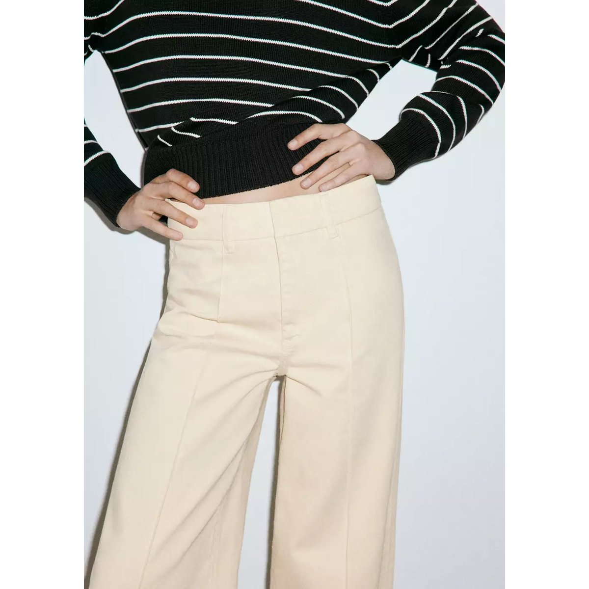 Jean large taille haute à coutures vanille, MANGO