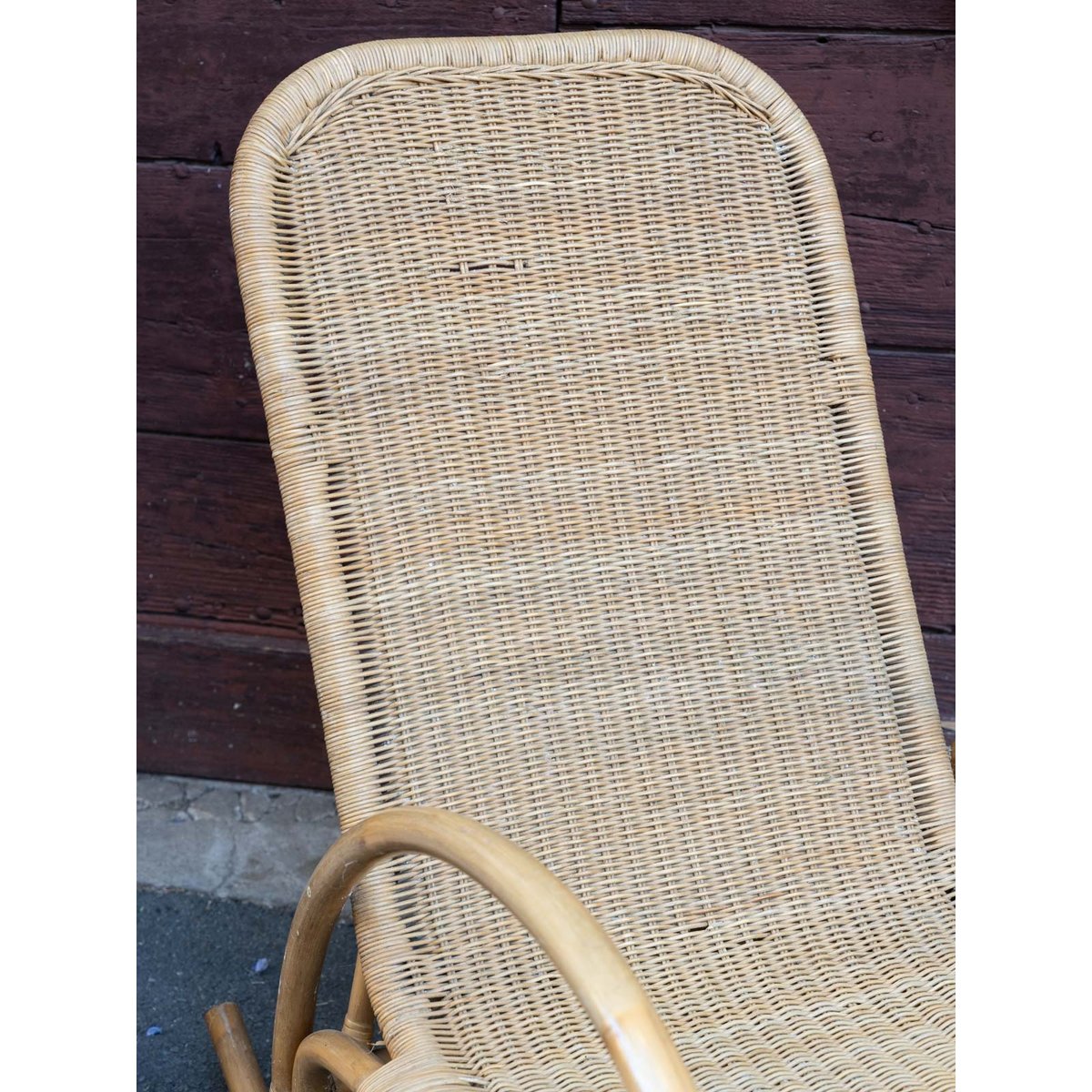 Rocking-chair vintage en rotin Alibert N°102 - Bon état naturel, DEBONGOUT