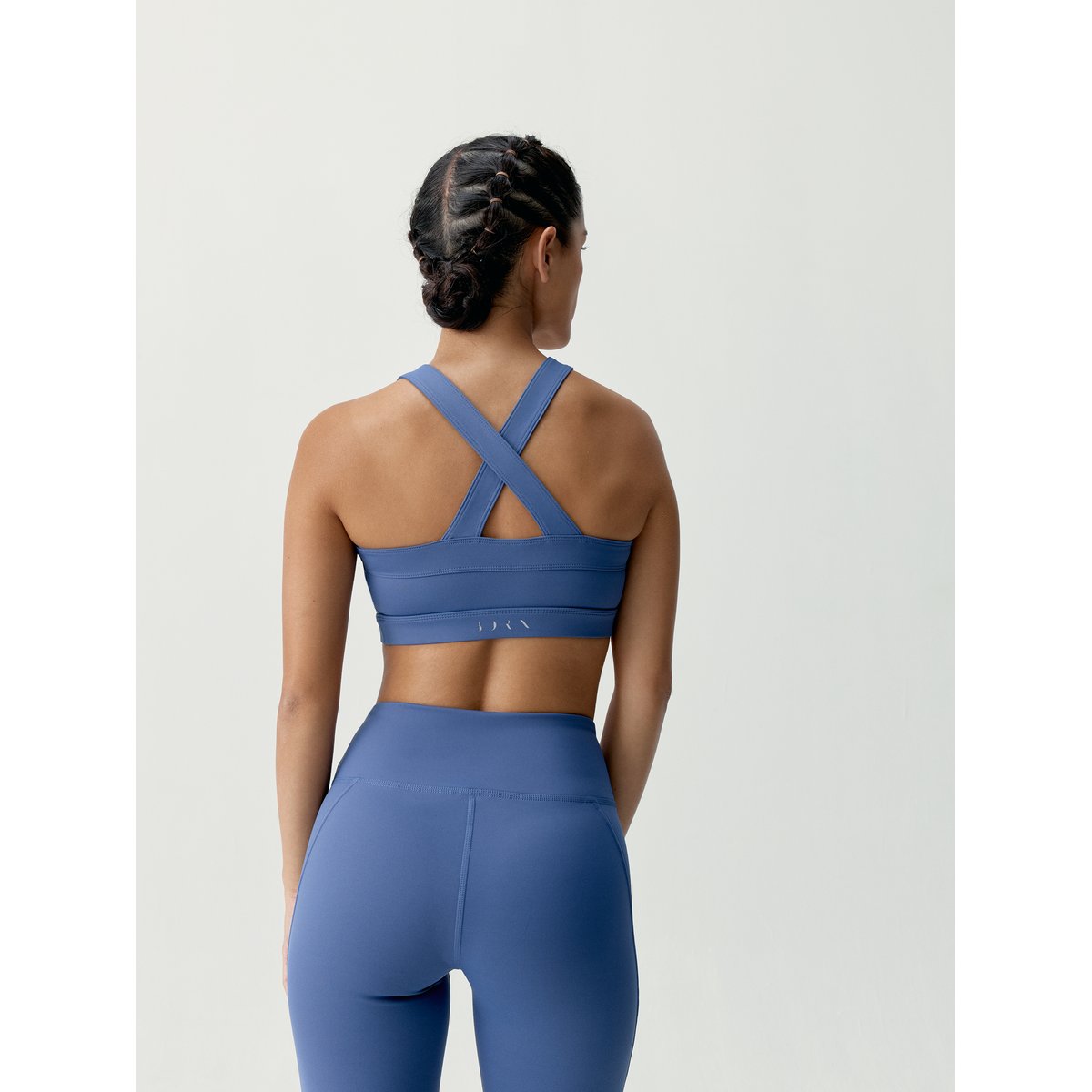 Brassière de sport femme Umay Maintien moyen bretelles coussinets amovibles bleu saphir, BORN