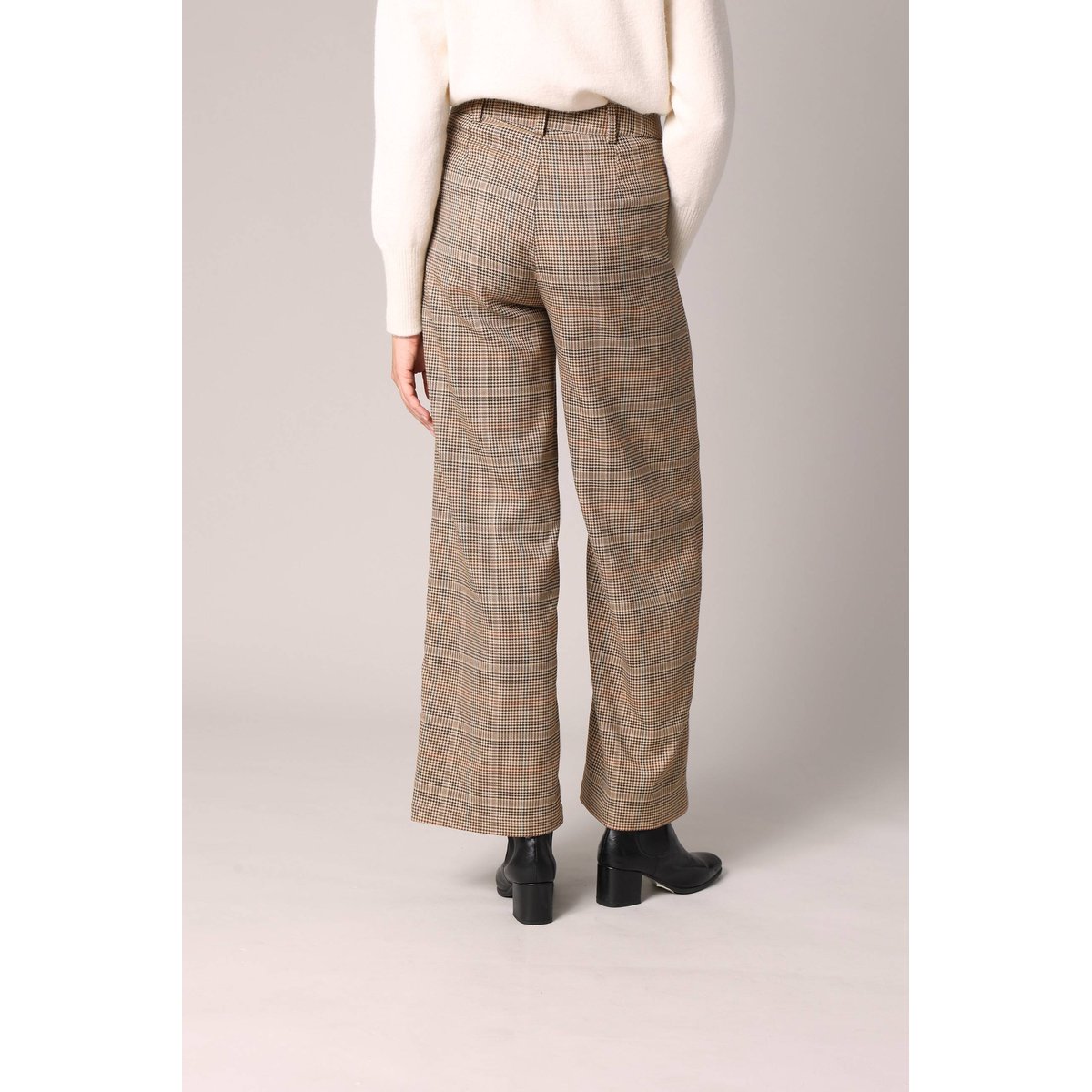 Pantalon à carreaux à jambes larges, style chic et confortable LYSIADE camel, DEELUXE