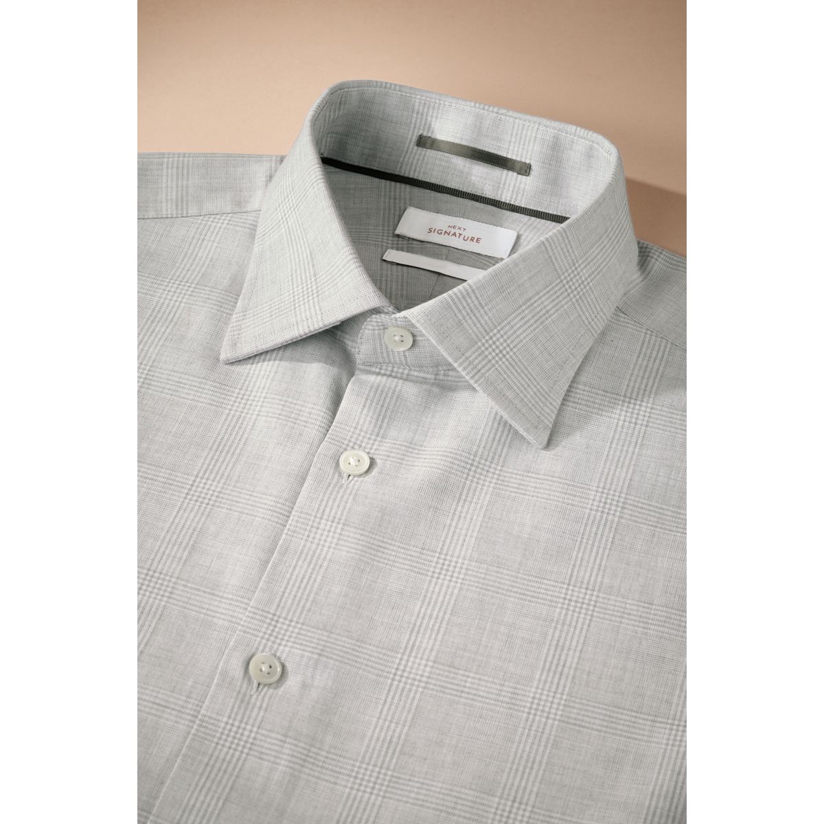 Chemise texturée haut de gamme Signature carreaux gris clair, NEXT