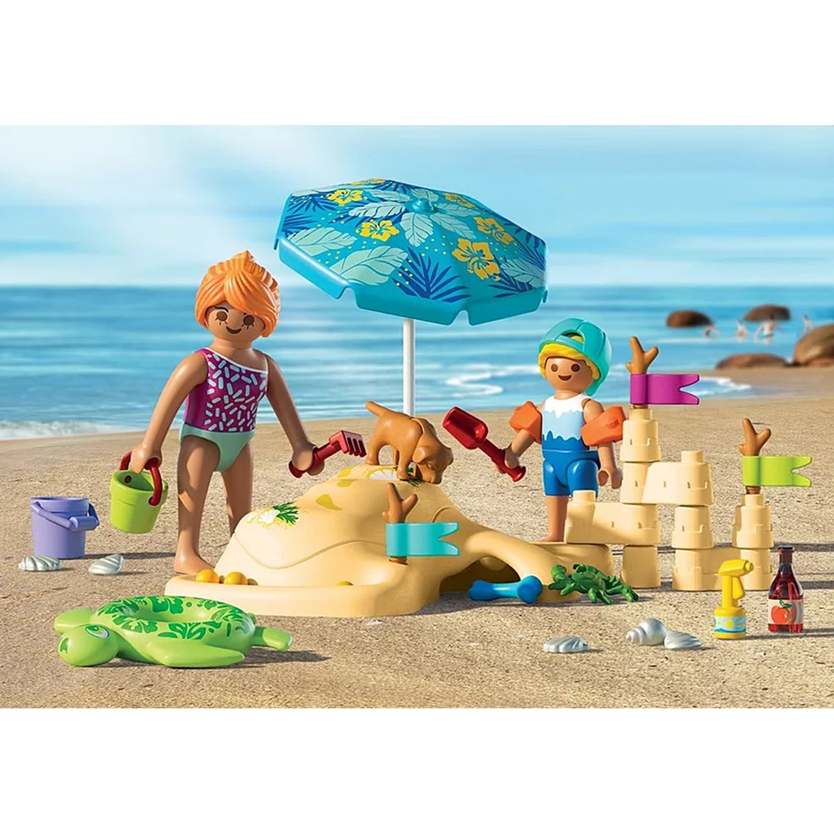 Famille jouant dans le sable à la plage multicolore, PLAYMOBIL