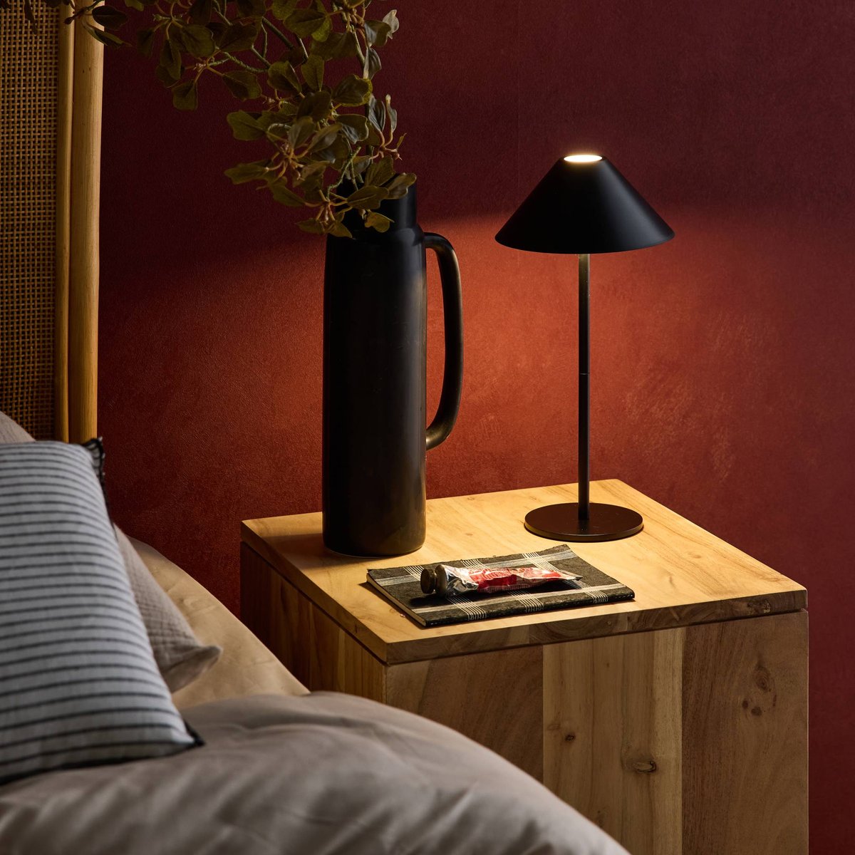 Lampe de table intérieur/extérieur LED sans fil H 32cm ADAM blanc, SWEEEK