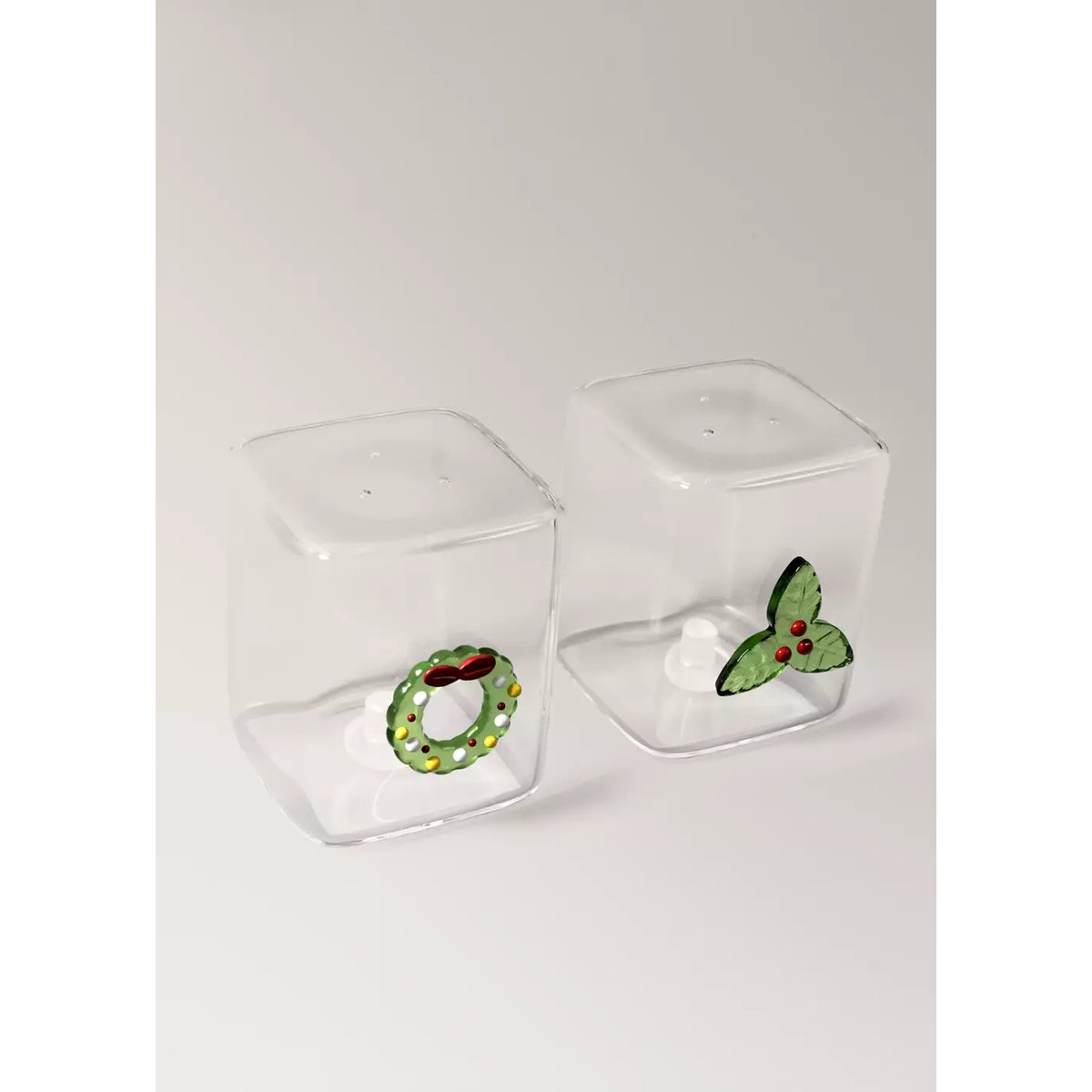 Ensemble salière et poivrière en verre avec détail de Noël rouge, MANGO HOME