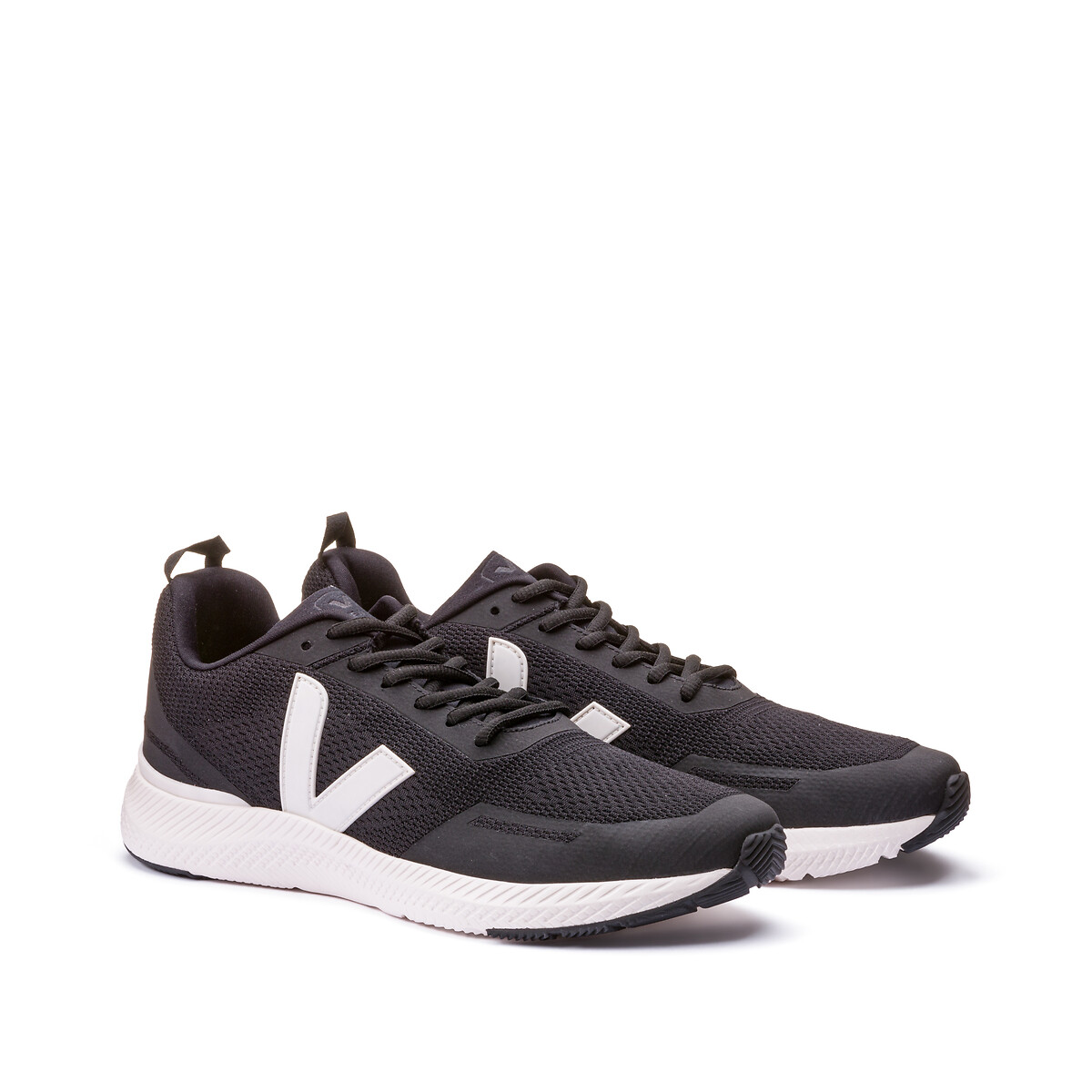 Baskets à lacets noir + blanc, VEJA