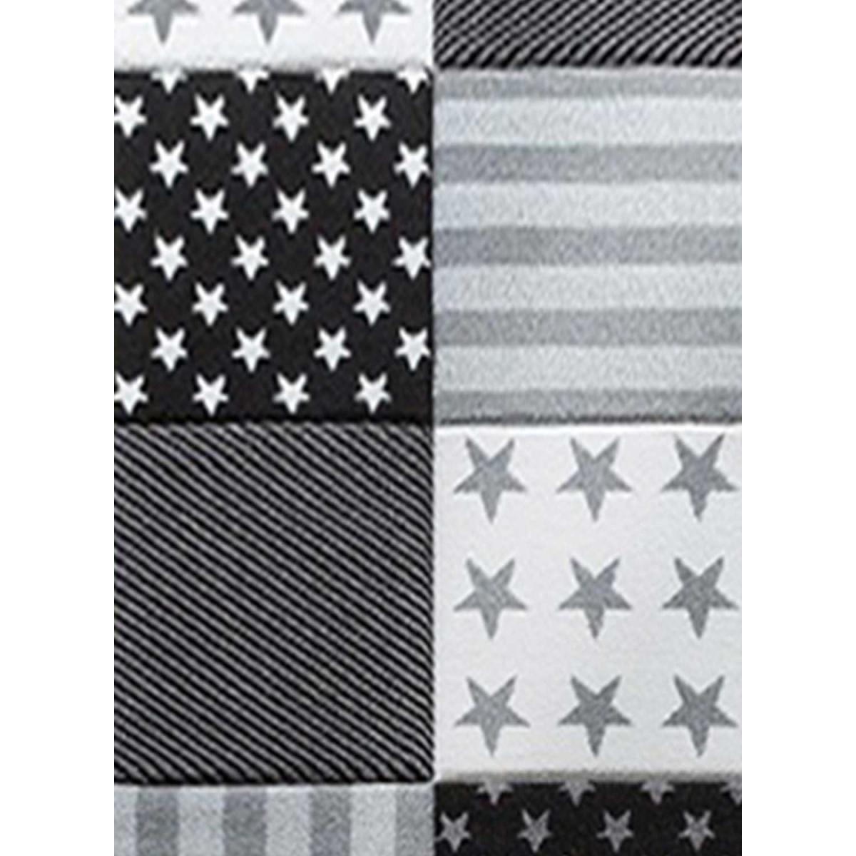 Tapis enfant tissé motif géométrique LYN8 FLAG START gris, UN AMOUR DE TAPIS