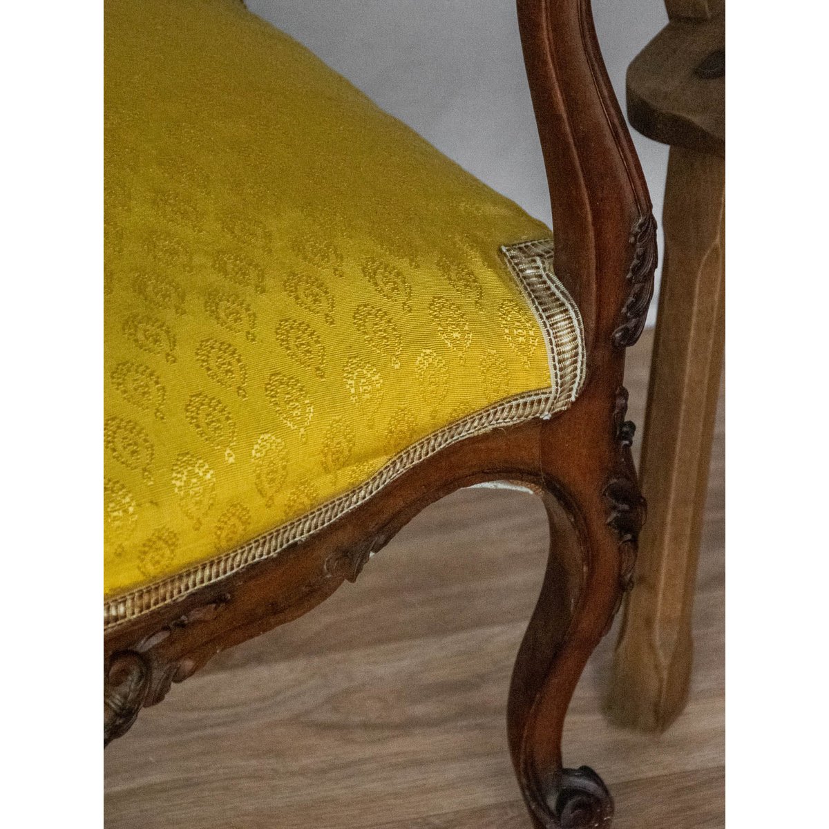Petite banquette en bois Jean-Philippe N°73 - Bon état bois foncé, DEBONGOUT