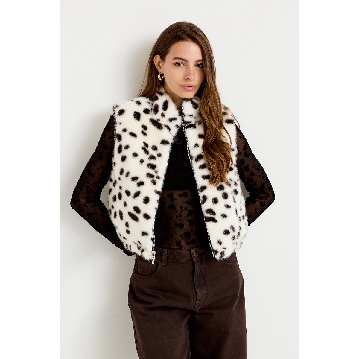 Veste sans manches col montant noir, CACHE CACHE