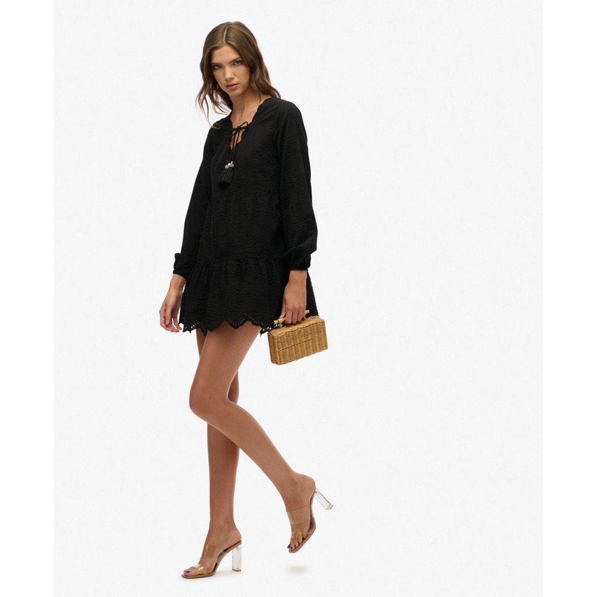 Robe courte brodée à plusieurs niveaux noir, SUPERDRY