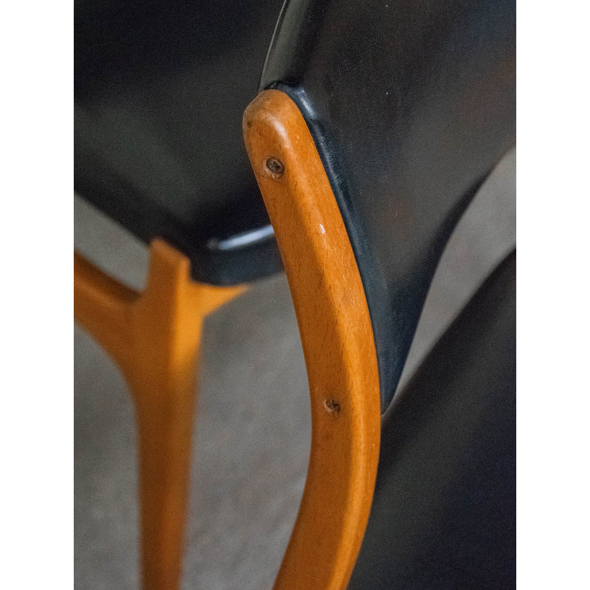 Lot de 4 chaises scandinaves Alma N°1095 - Bon état bois, DEBONGOUT