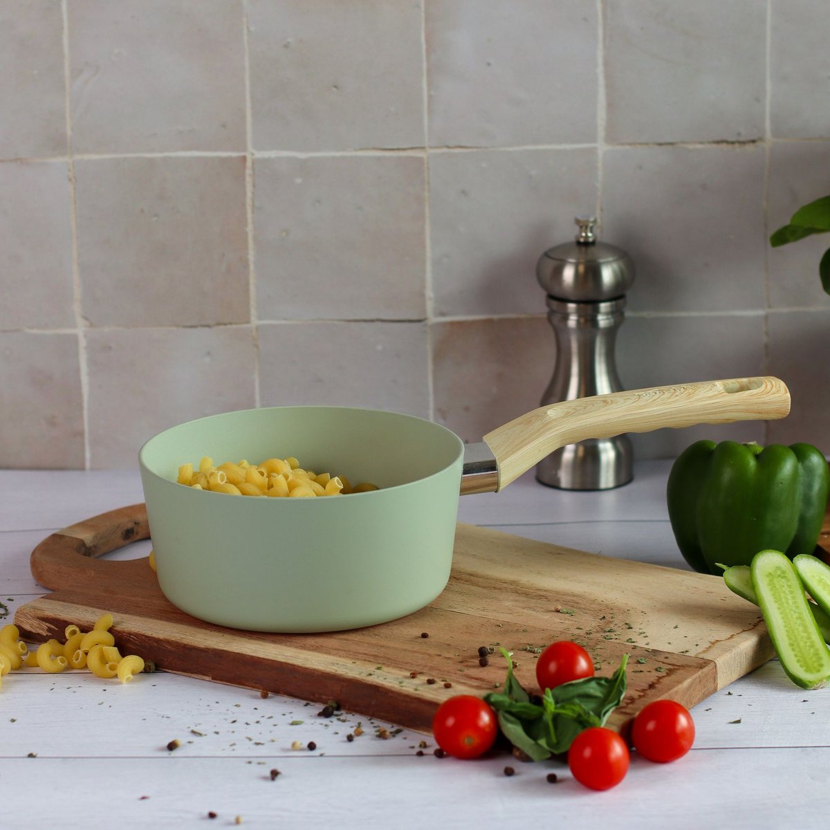 Set 13 pièces de cuisson aluminium, COLORAMA céladon, MENASTYL