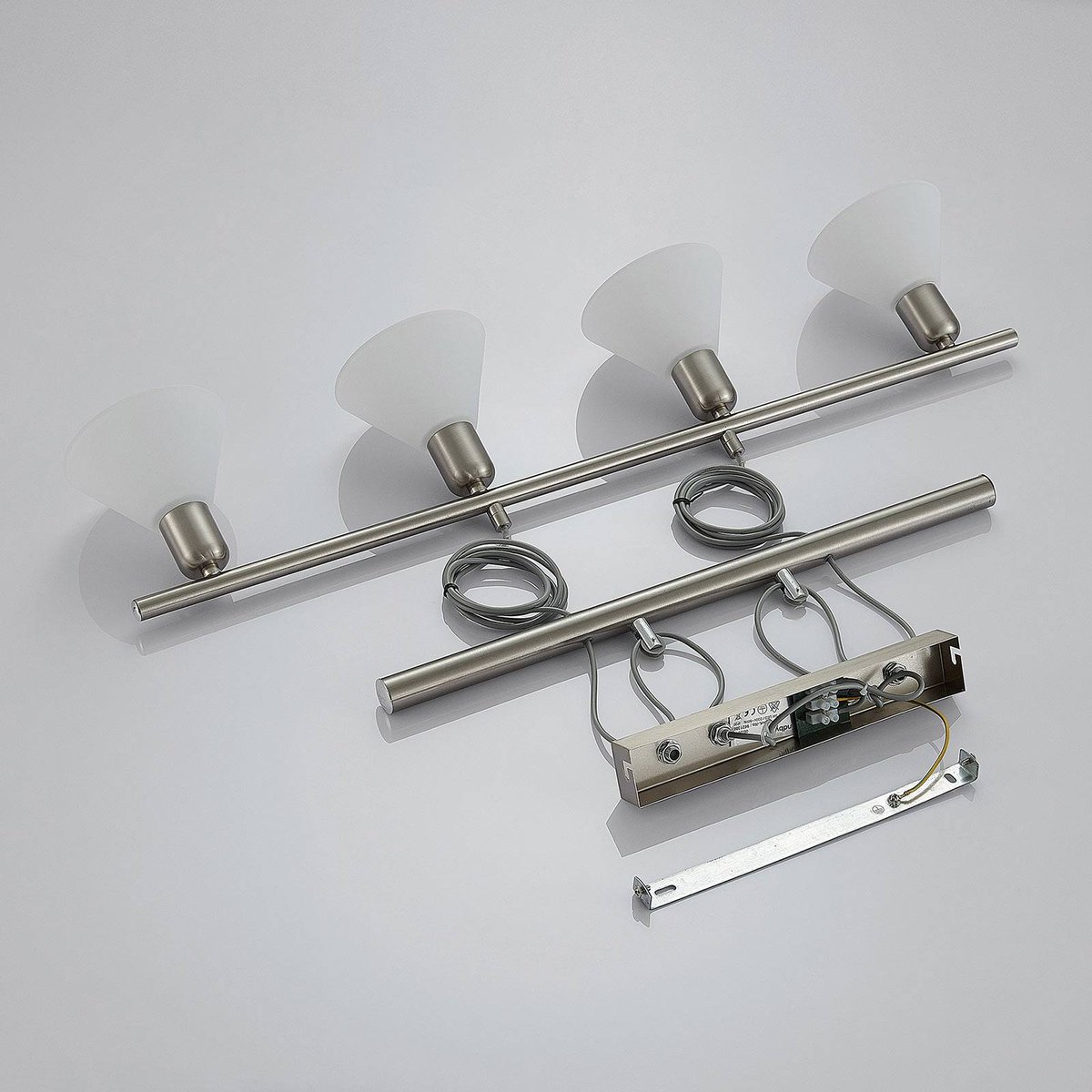 Suspension en métal moderne, Delira blanc, nickel satiné, LINDBY