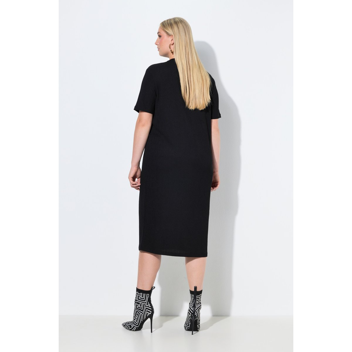 Robe midi oversize, matière texturée noir, ULLA POPKEN