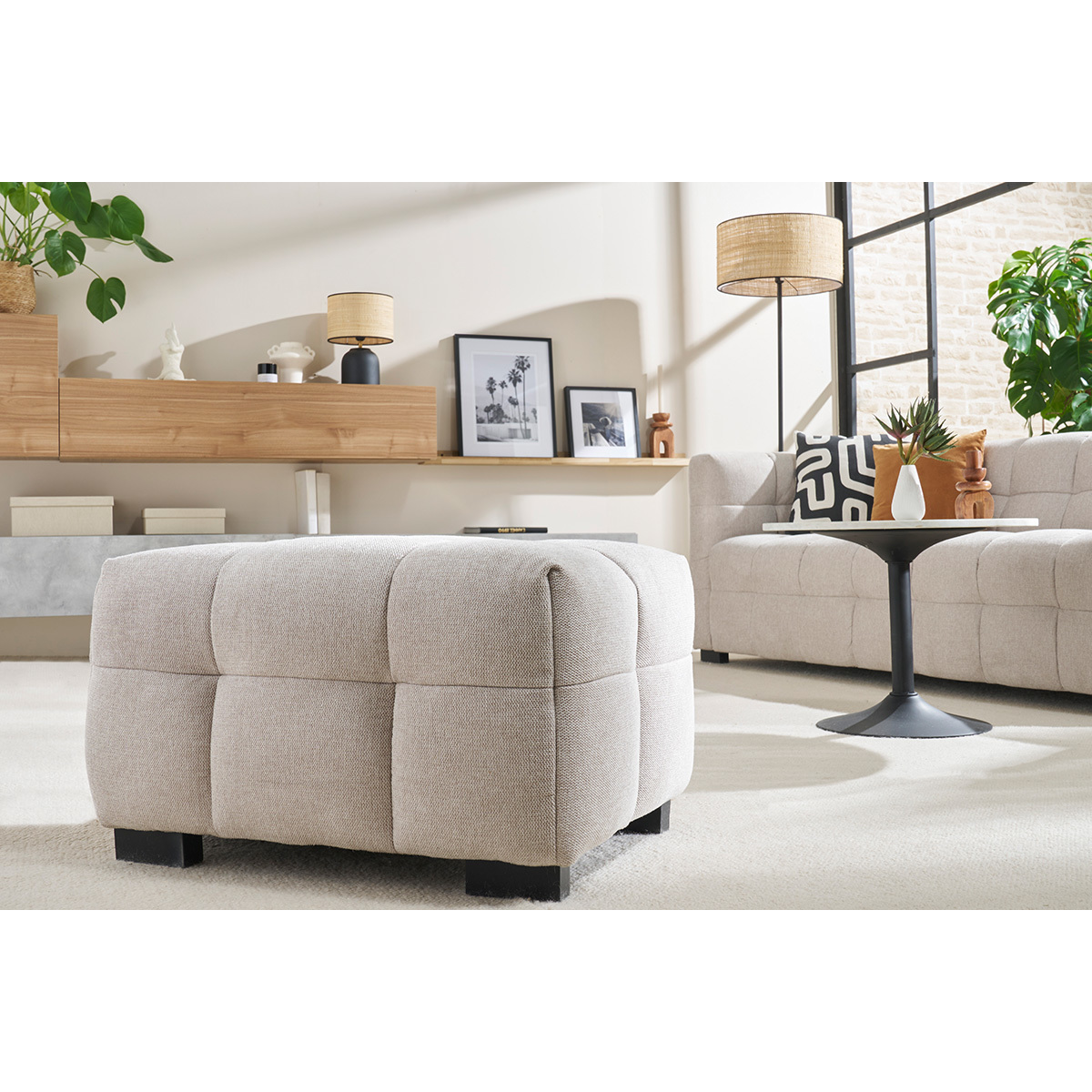 Pouf repose-pieds design en tissu effet velours terre brûlée CORTO bleu foncé, MILIBOO