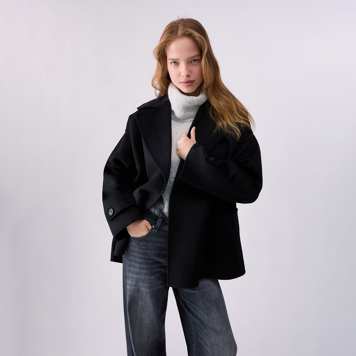 Manteau court en laine noir, LIU JO