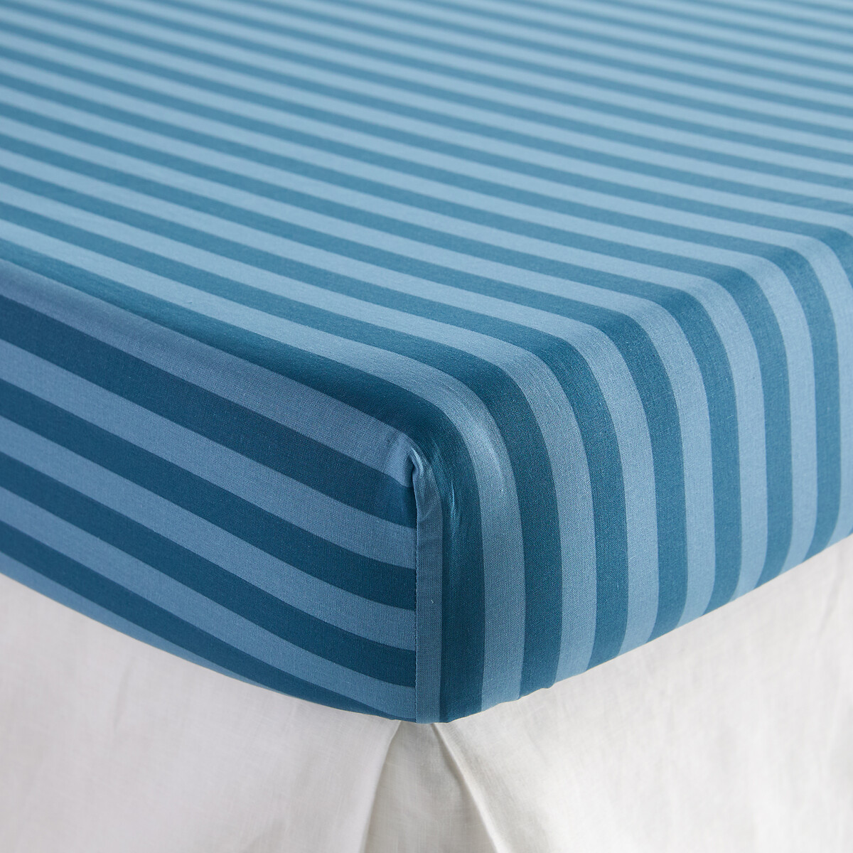 Lenzuolo per bambini, 50% cotone riciclato, cappuccio 25 cm, SACHA BLU rigato blu, LA REDOUTE INTERIEURS