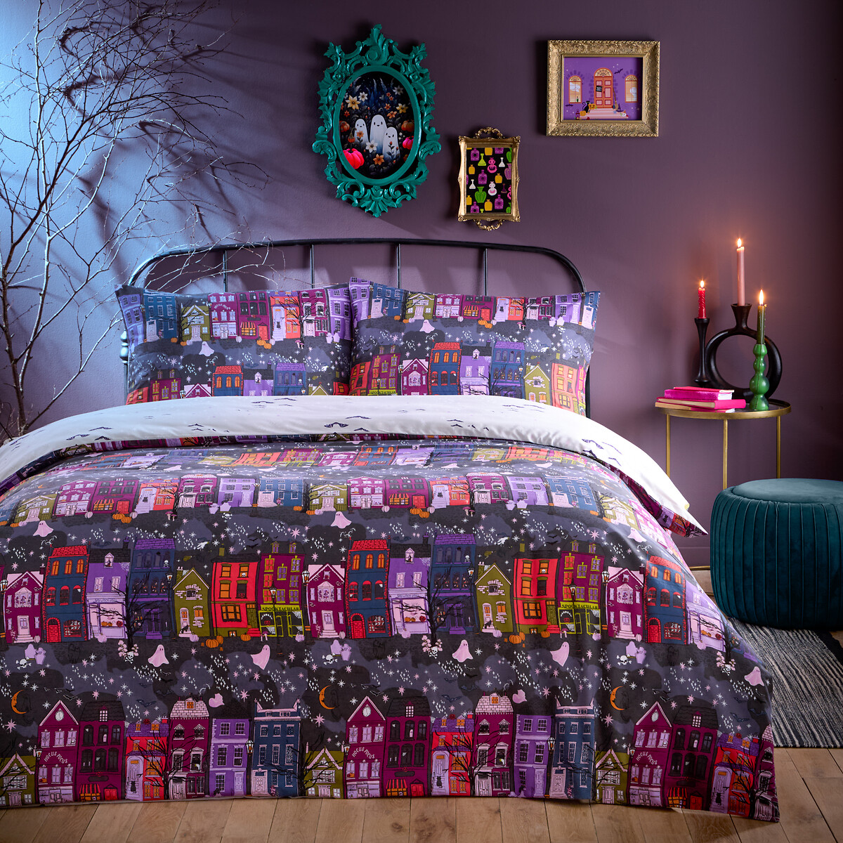 Creepy Town Reversible Duvet Cover and Pillowcase Set charcoal, FURN.