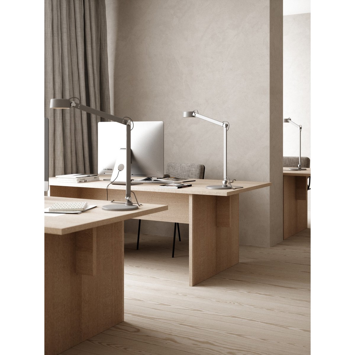 Lampe à poser dimmable sur interrupteur tactile en métal, NOBU gris, DESIGN FOR THE PEOPLE