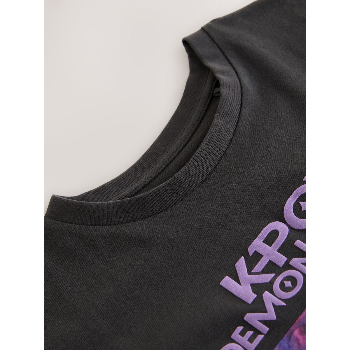 T-shirt kpop demon hunters gris anthracite, NEXT