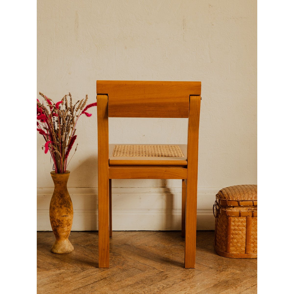 Chaise en bois et cannage Alma N°2086 - Bon état bois foncé, DEBONGOUT