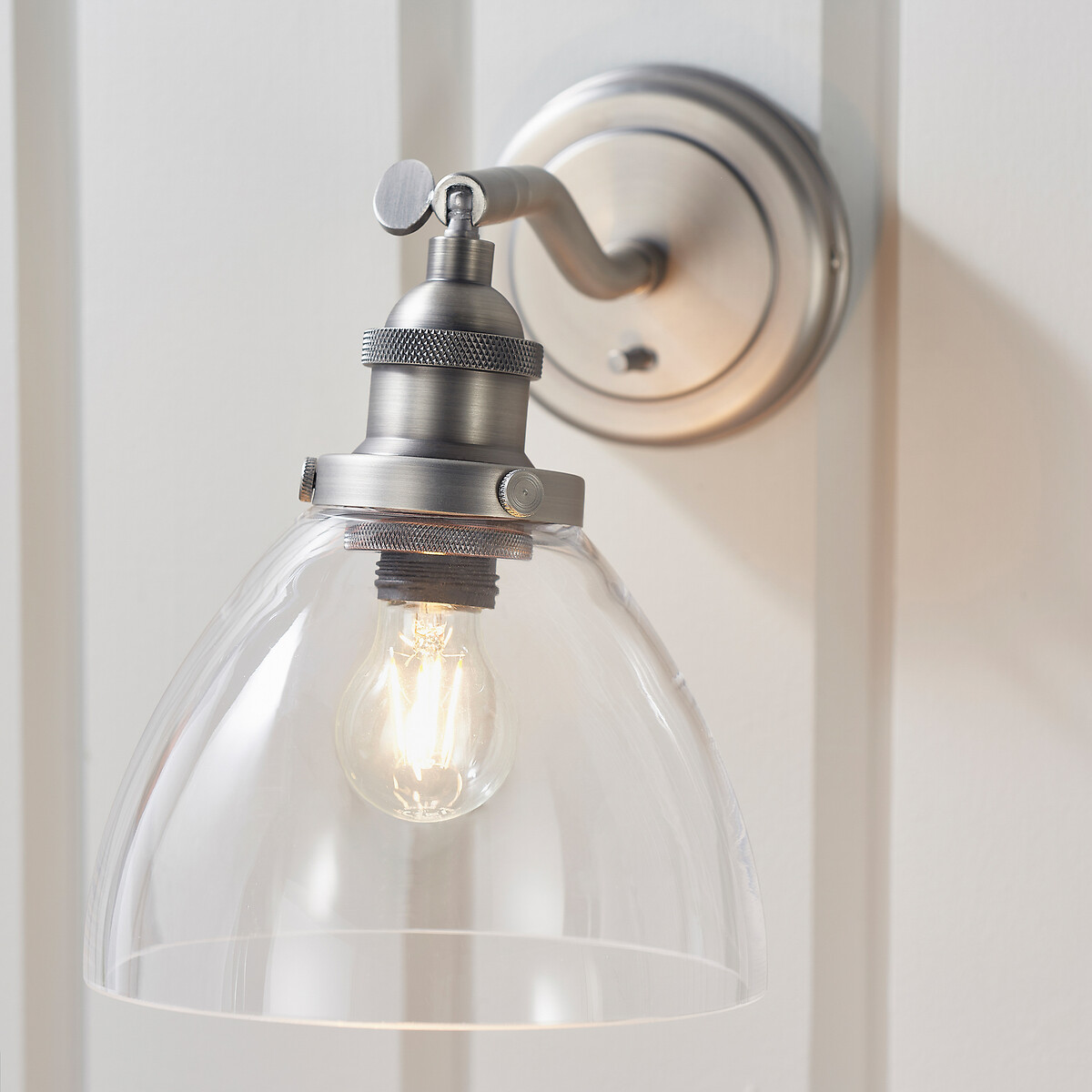 Henne Resto Style Wall Light in Brushed Silver silver-coloured, ÉDITÉ