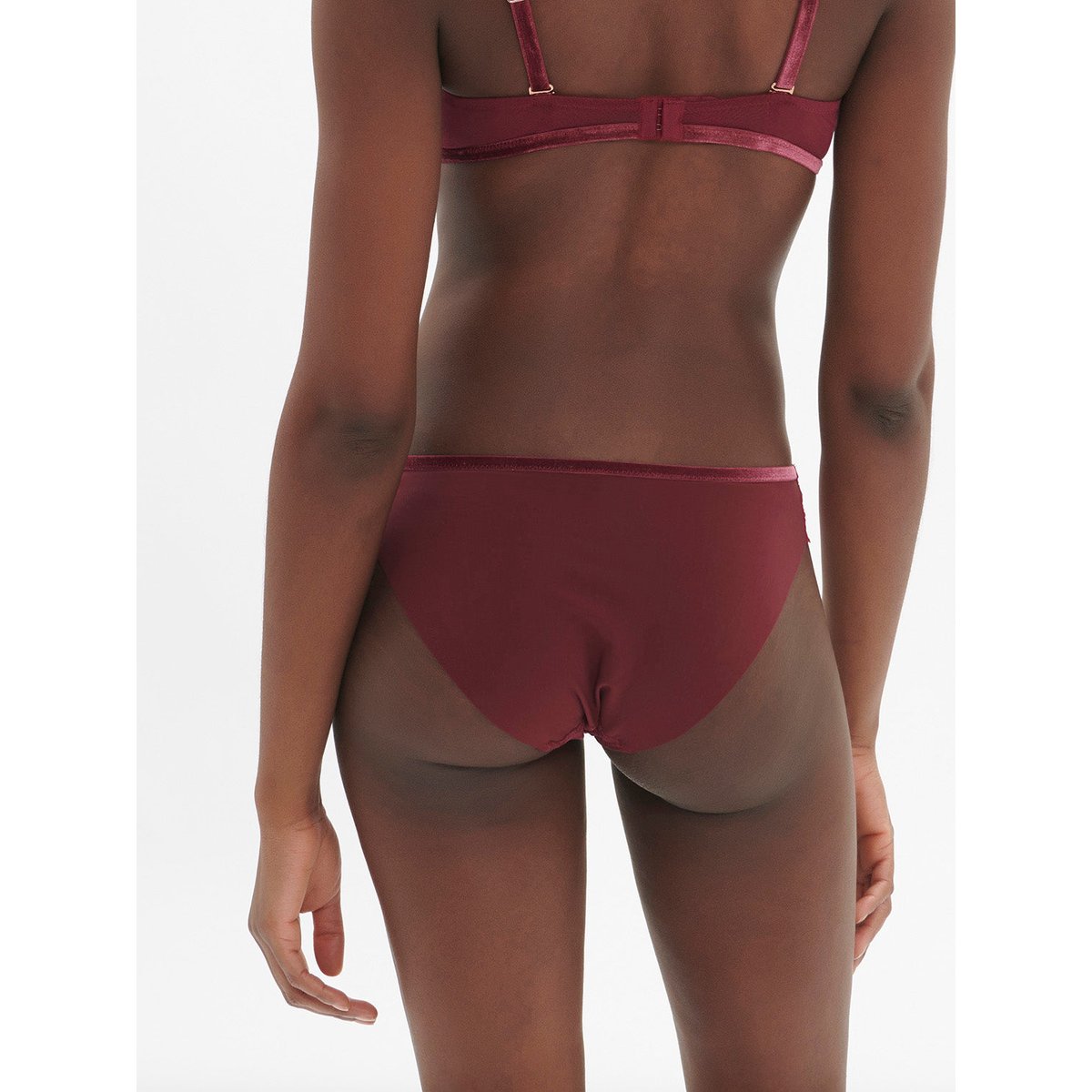 Slip évolutif, SCÉNARIO rouge, SIMONE PERELE