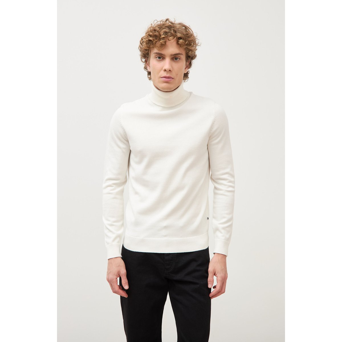 Pull fin col montant manches longues ecru, BONOBO