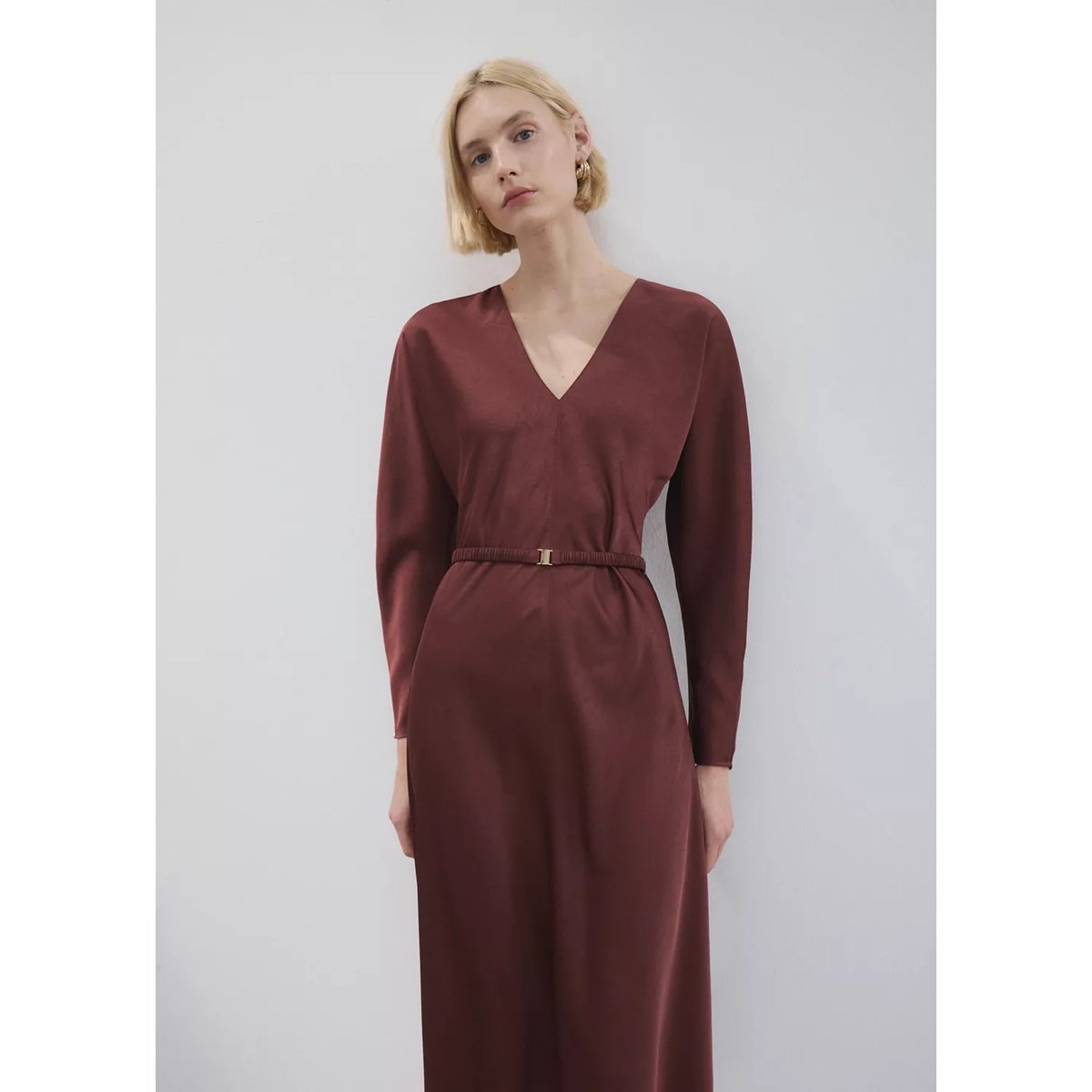 Robe ceinture col en V grenat, MANGO