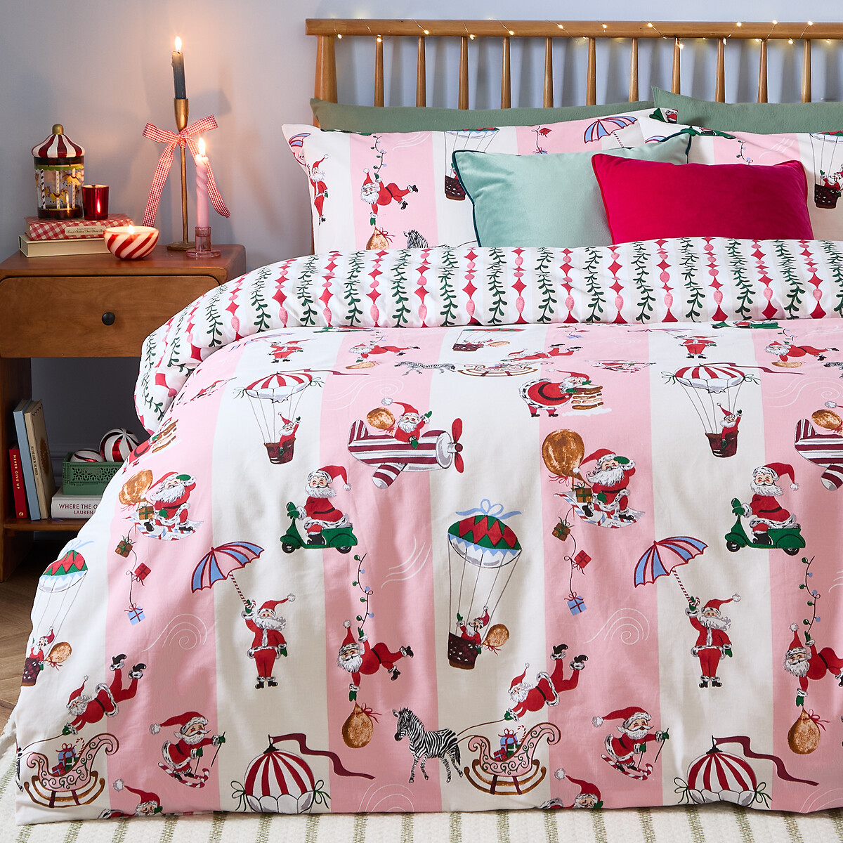 Passport To The North Pole Christmas Reversible Duvet Cover and Pillowcase Set multi-coloured, FURN.