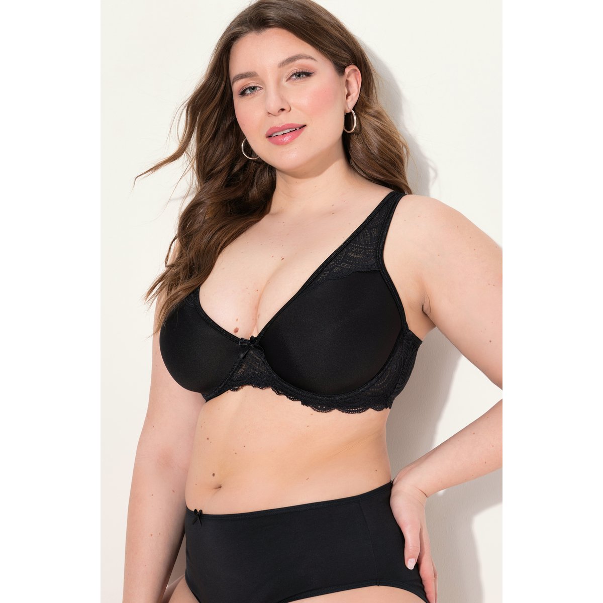 Soutien-gorge Spacer Zoe. Modèle à armatures noir, ULLA POPKEN
