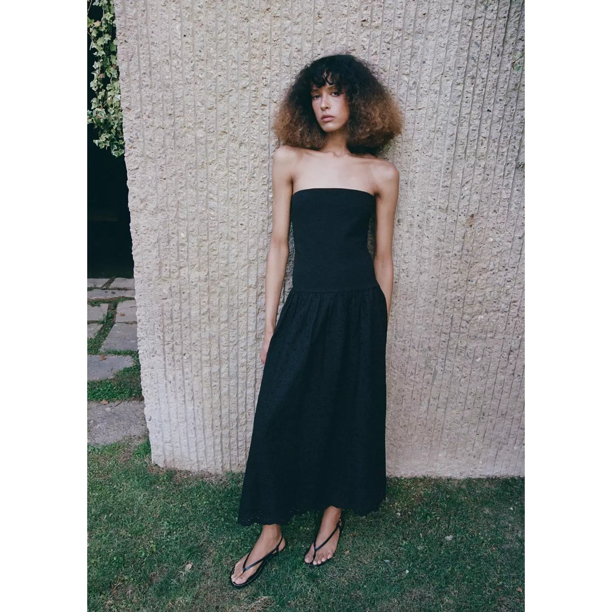 Robe bustier à broderie ajourée noir, MANGO