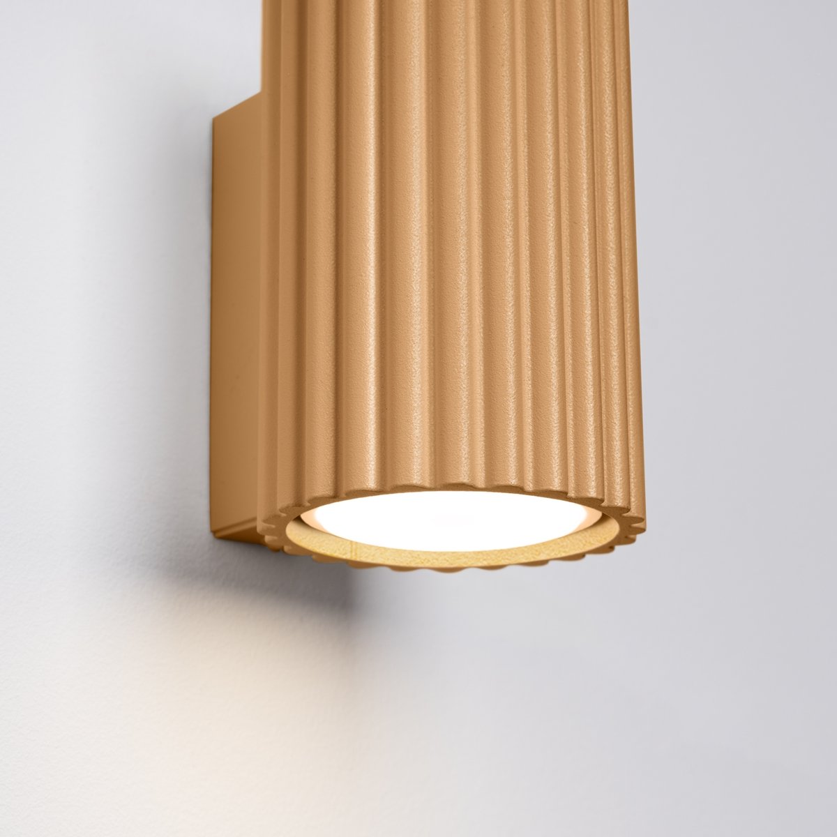 Applique Aluminium Doré GU10 1 Karbon 10 jaune, EDEN