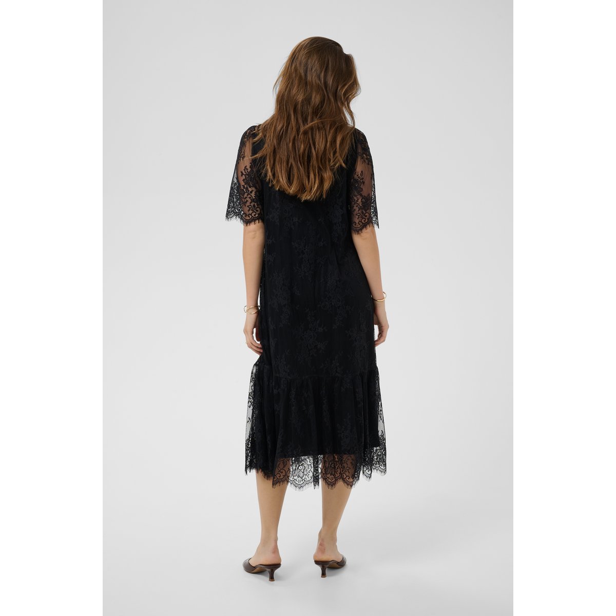 Robe noir pitch black, CREAM