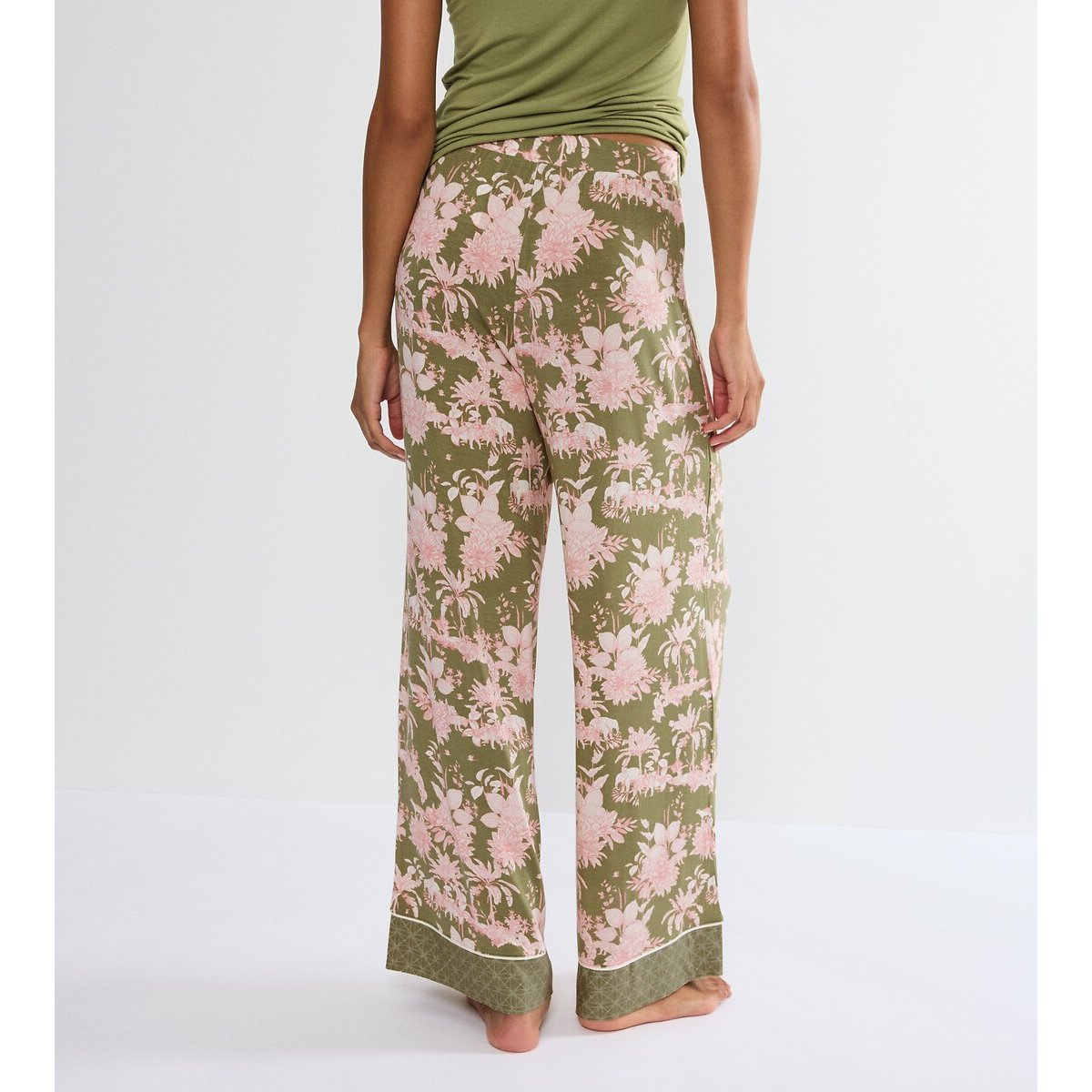 Pantalon de pyjama AURA SPOTLIGHT imprimé floral fond kaki, TRIUMPH