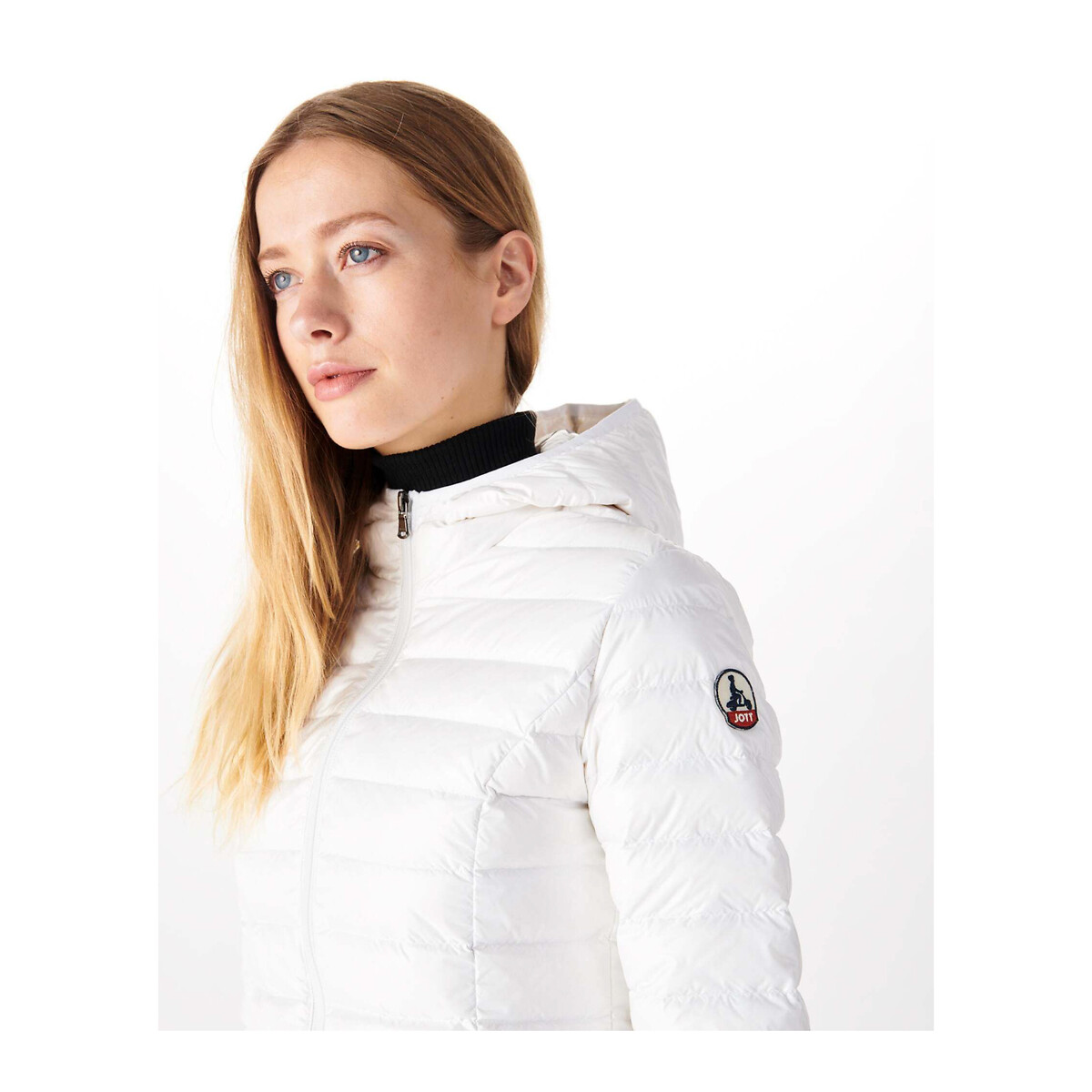 Cloe Quilted Padded Jacket with Hood and Zip Fastening white, JOTT