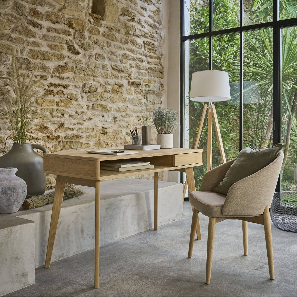 Chaise avec accoudoirs pieds bois - MAUD camel, CAMIF