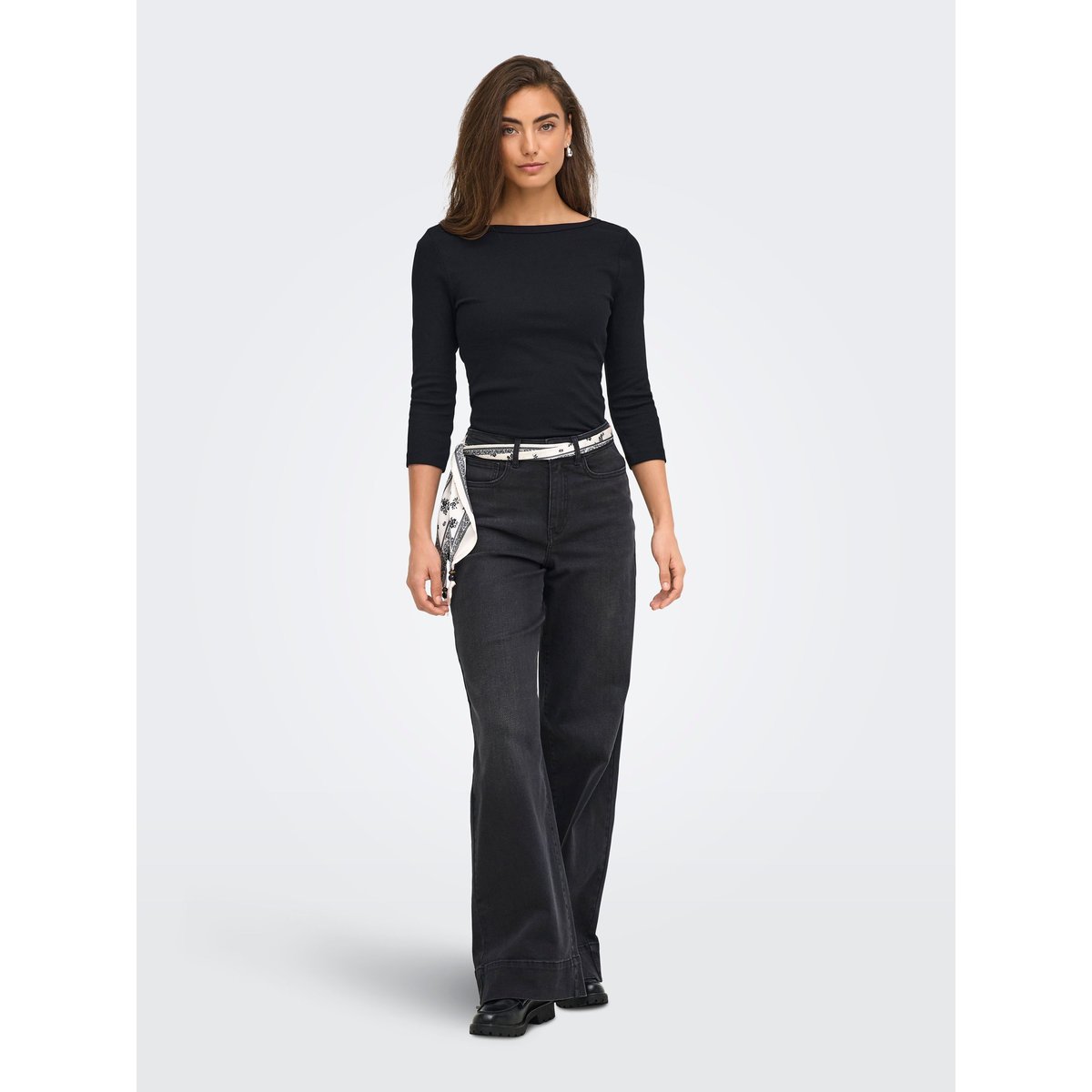 Top black 1, ONLY